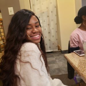 Meet your Posher, Leon